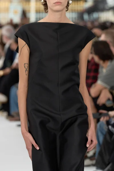 Look 145
